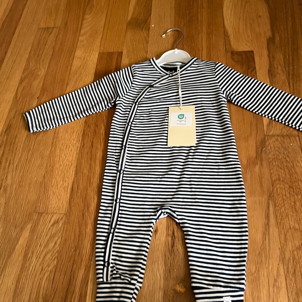 3m baby blue boy strip outfit NWT